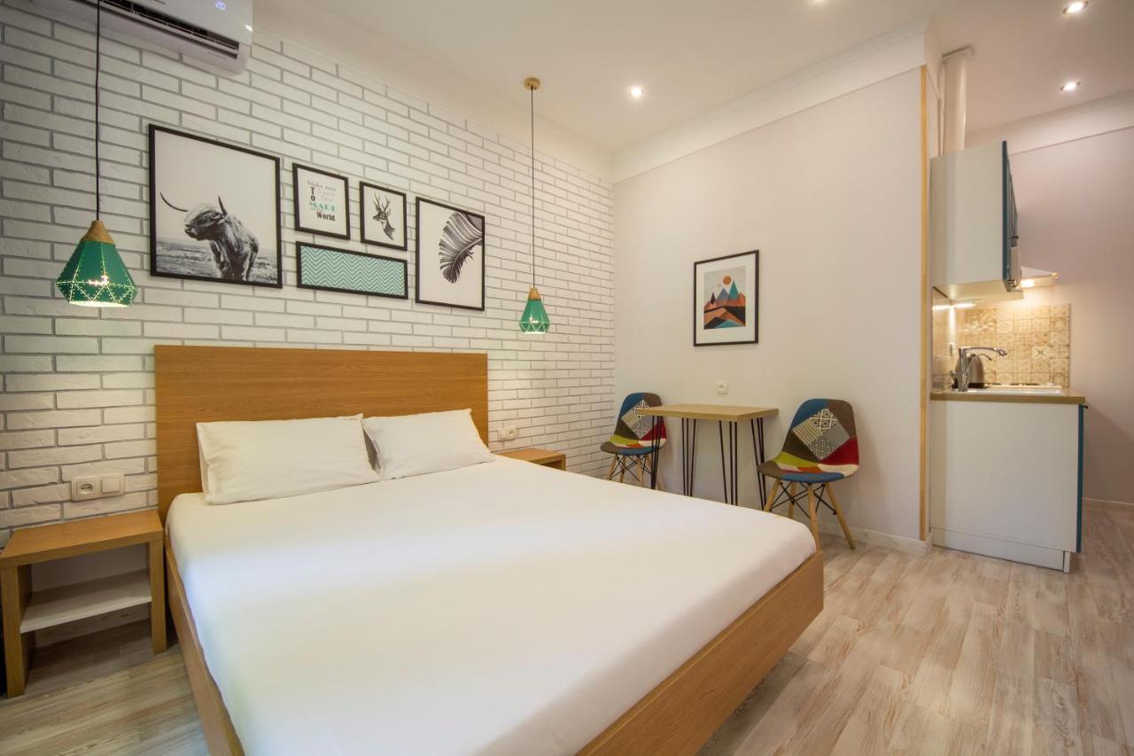 Design Apartments On Velyka Vasylkivska 42 Kijev Kültér fotó