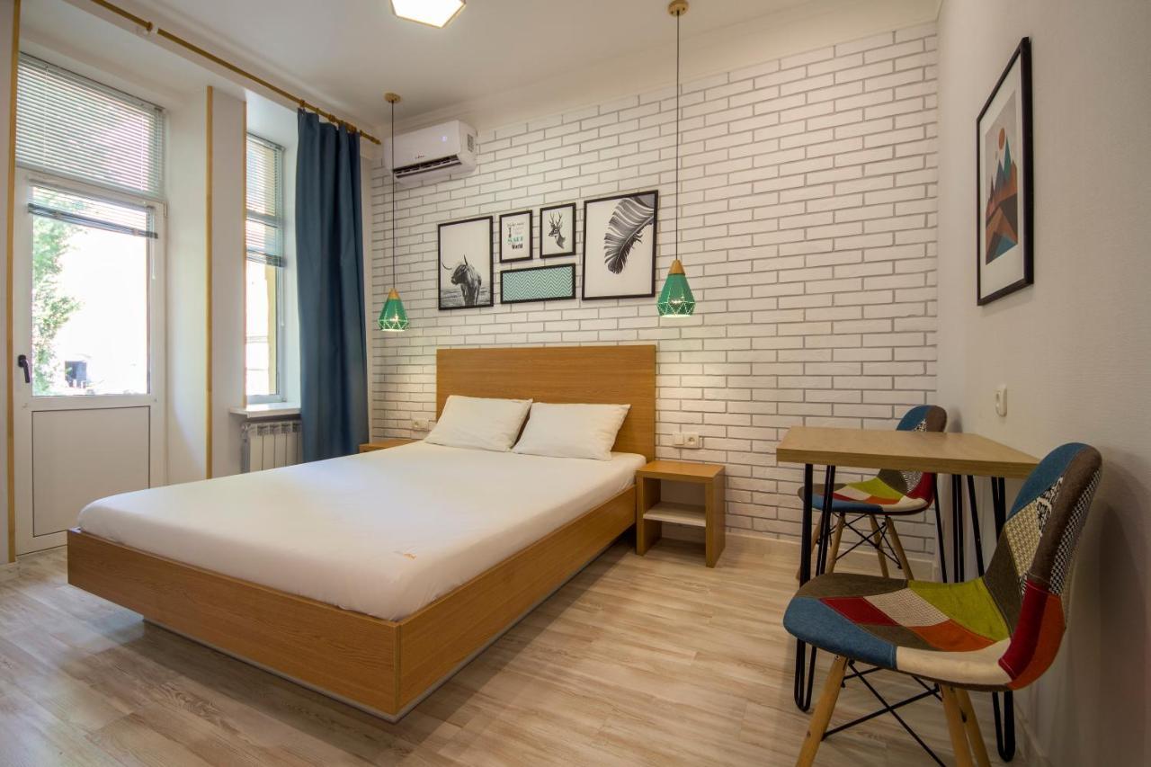 Design Apartments On Velyka Vasylkivska 42 Kijev Kültér fotó