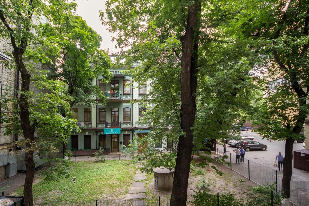 Design Apartments On Velyka Vasylkivska 42 Kijev Kültér fotó