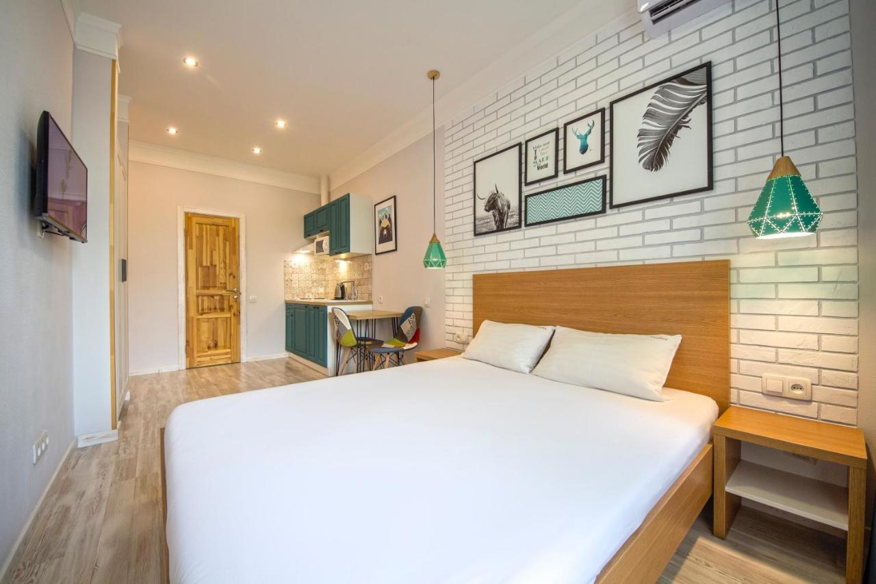 Design Apartments On Velyka Vasylkivska 42 Kijev Kültér fotó